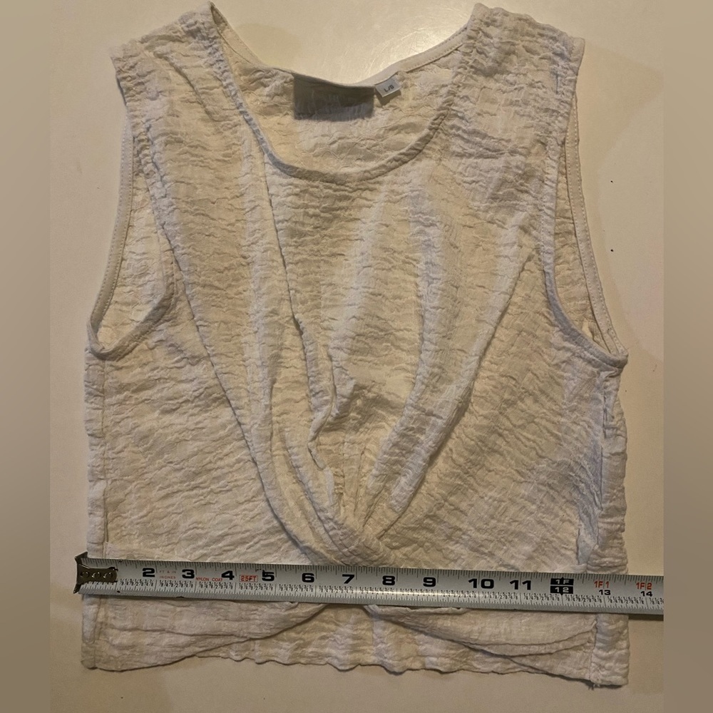 Large crop top​​​​​​​​​​​​ - Picture 8 of 8